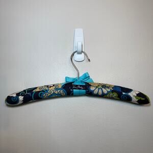 Vera Bradley Mod Floral Blue Padded Clothes Hanger